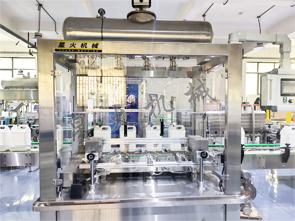 耐腐蚀农药液全自动称重灌装机细节